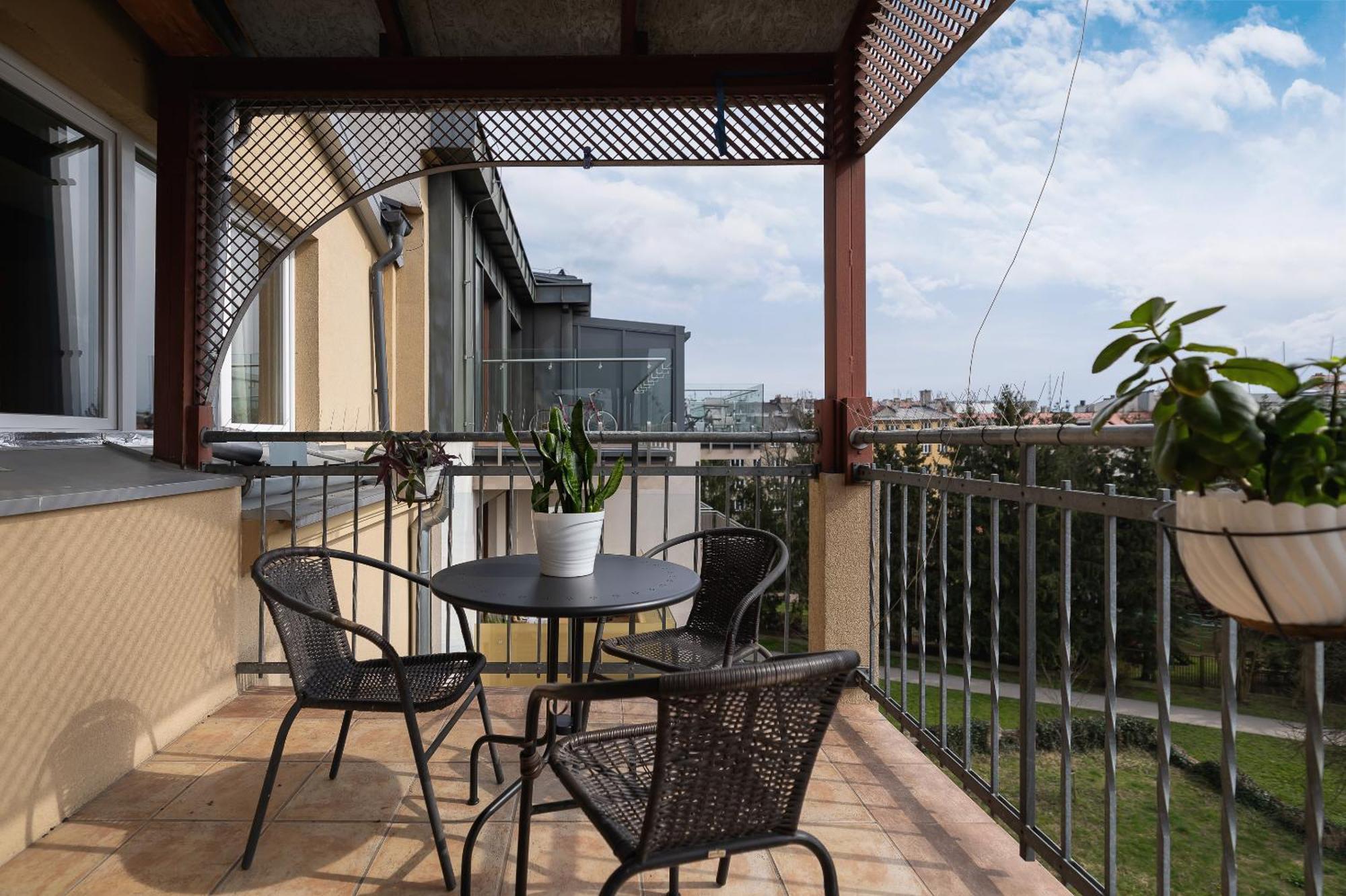 With Terrace - Skawinska 20 Apartment *